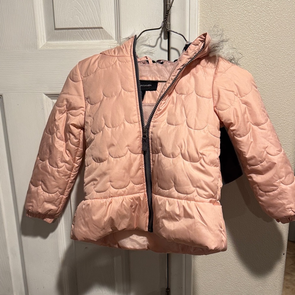 Girls' Light Pink Quilted Hooded Puffer Jacket